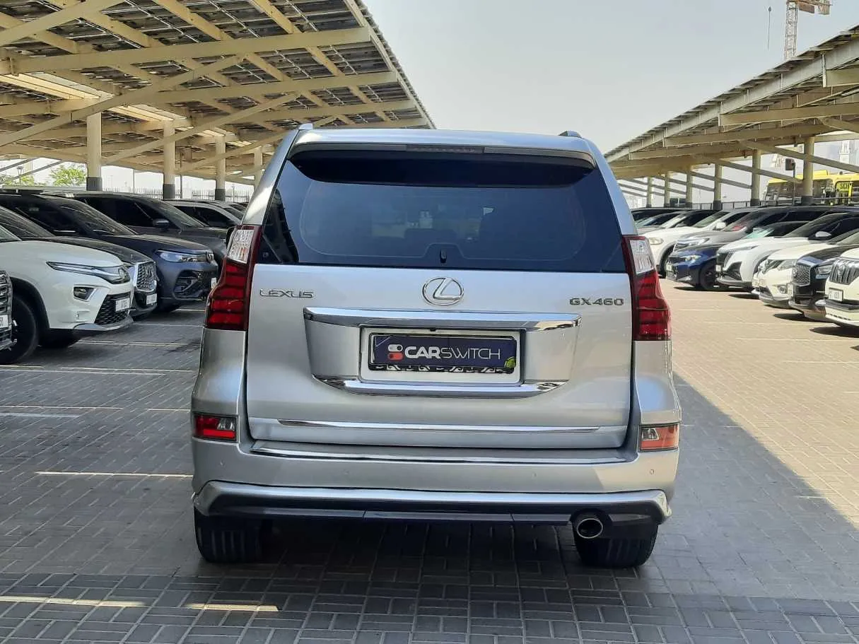 Car image 6