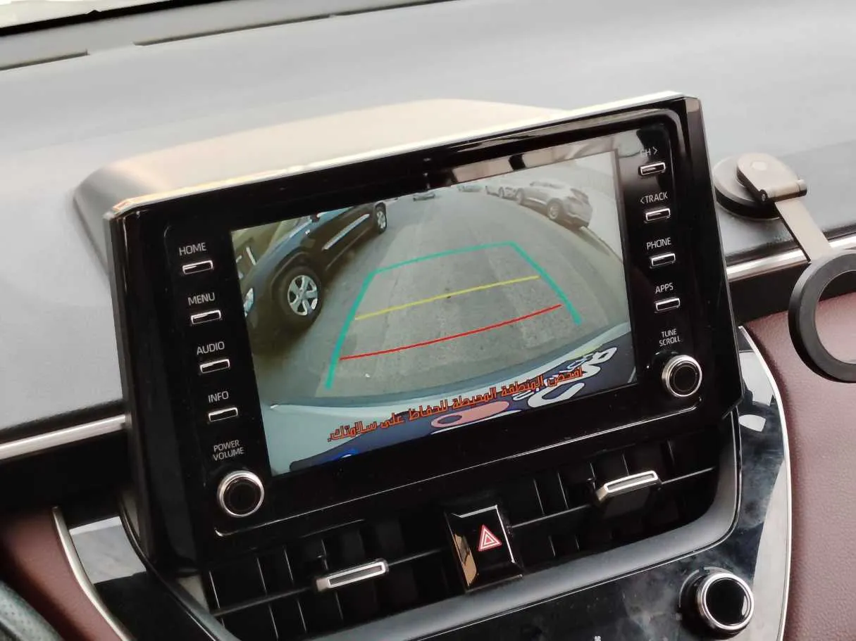 Car image 27