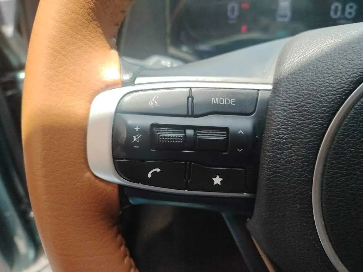 Car image 41