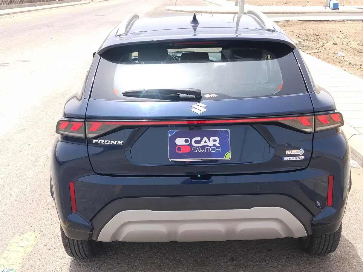 Car image 6