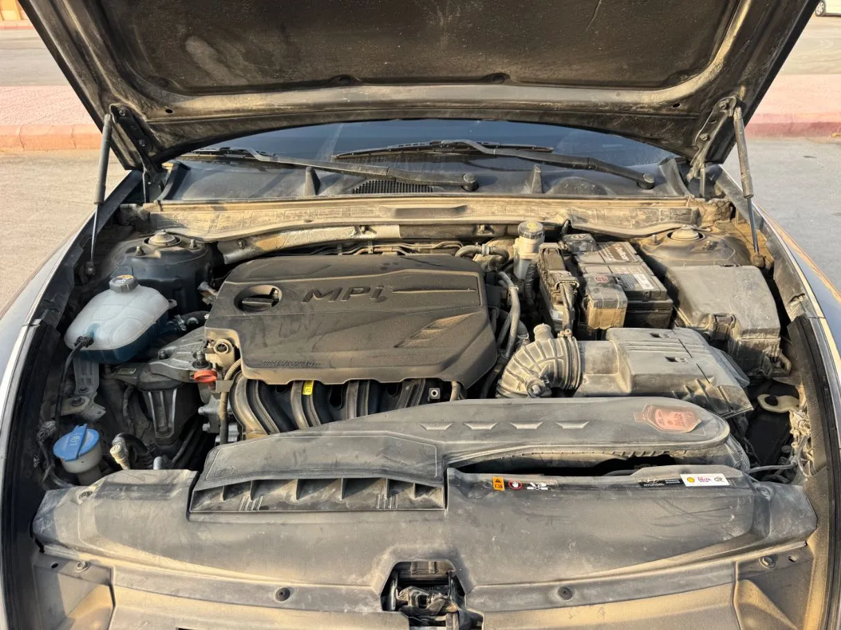 Car image 21
