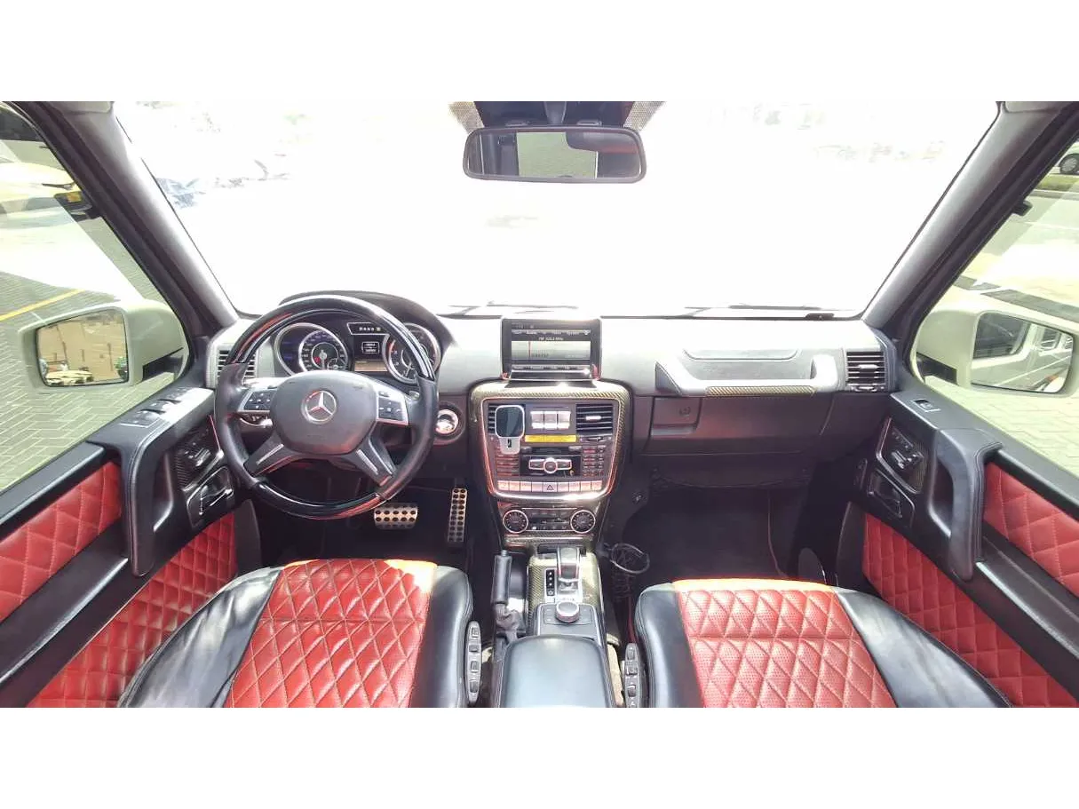 Car image 13