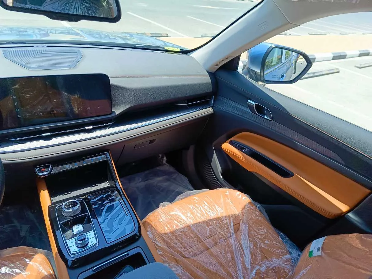 Car image 21