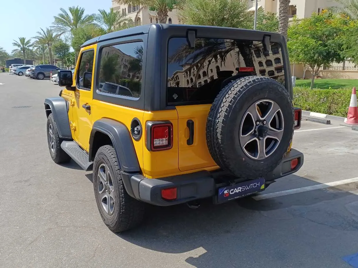 Car image 7