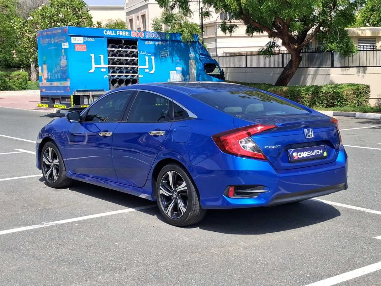 Car image 7