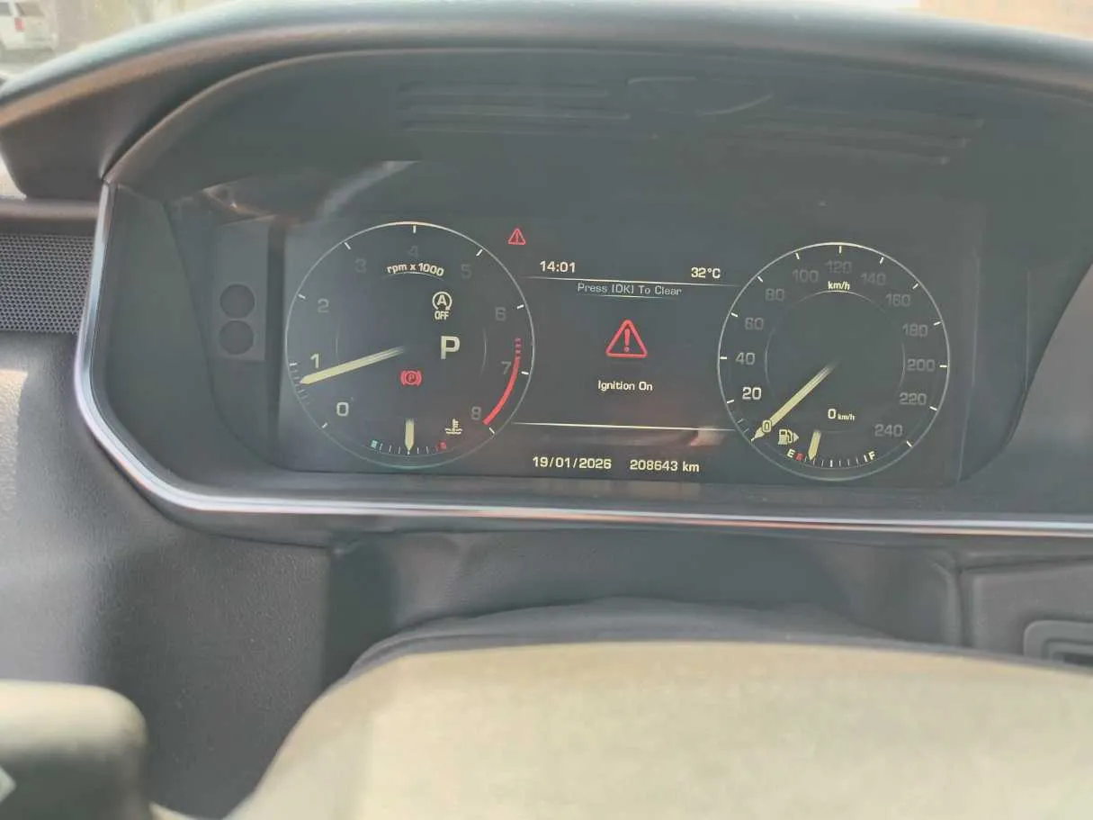 Car image 29