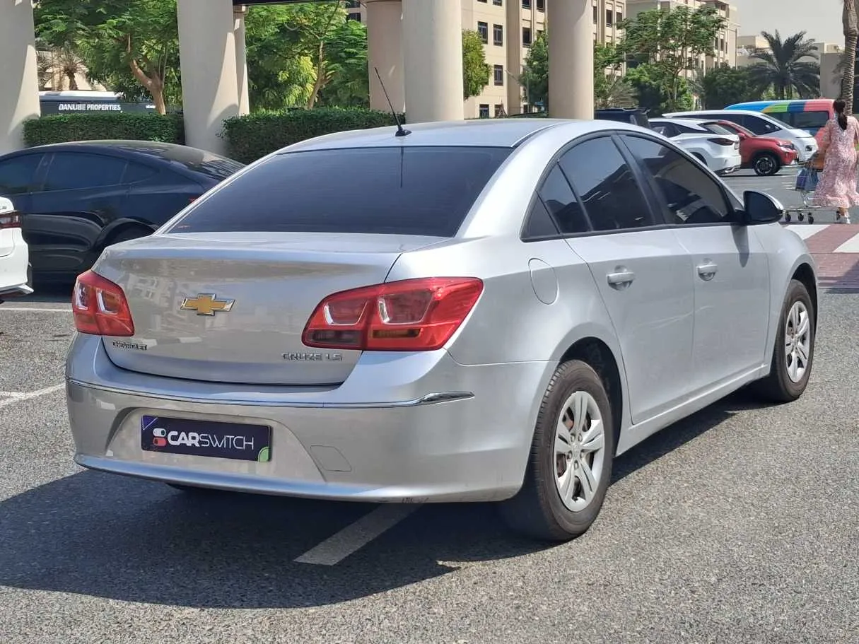 Car image 5