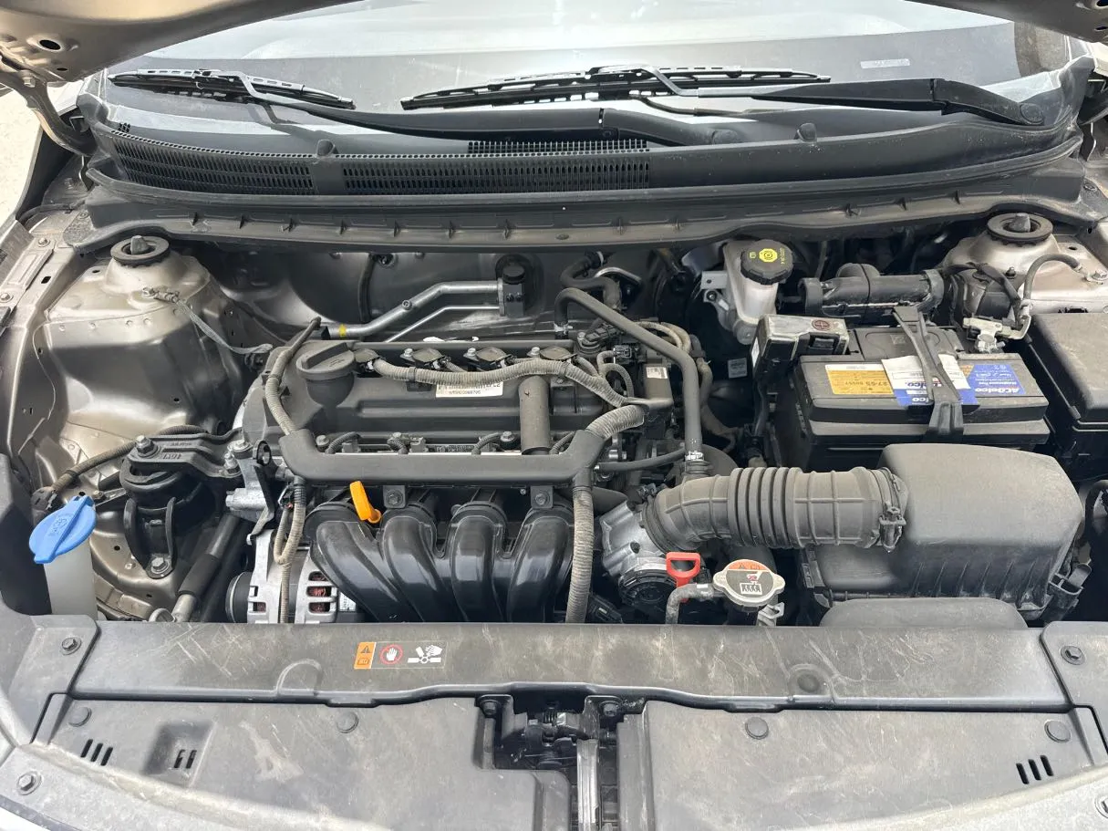 Car image 20