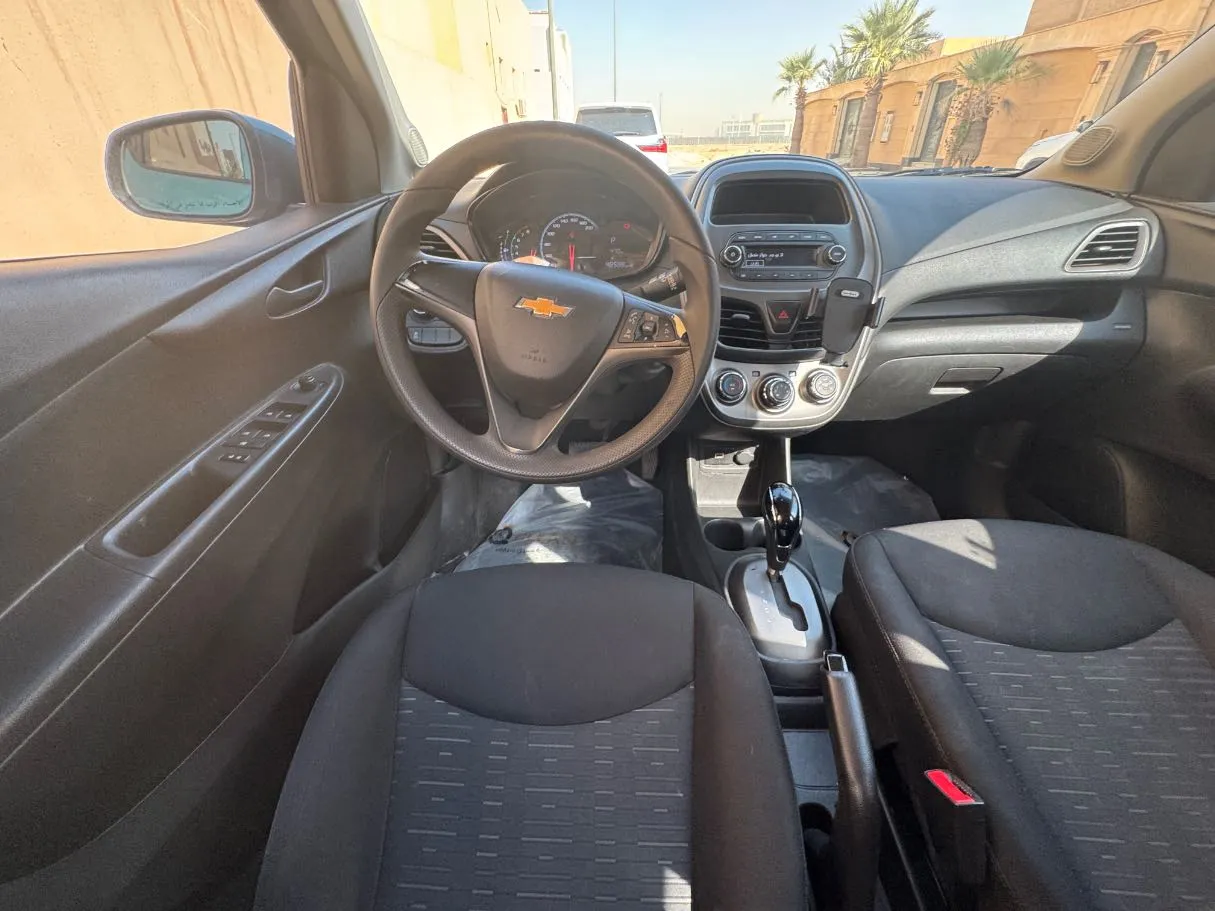 Car image 15