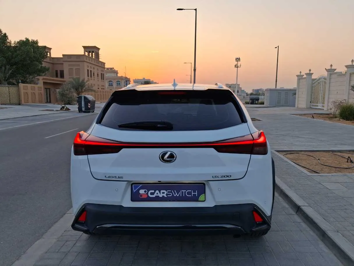 Car image 6