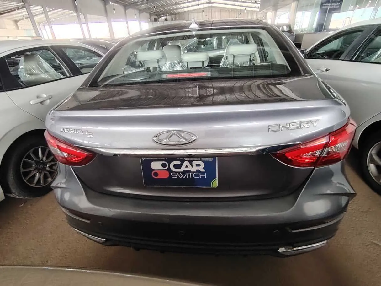 Car image 6