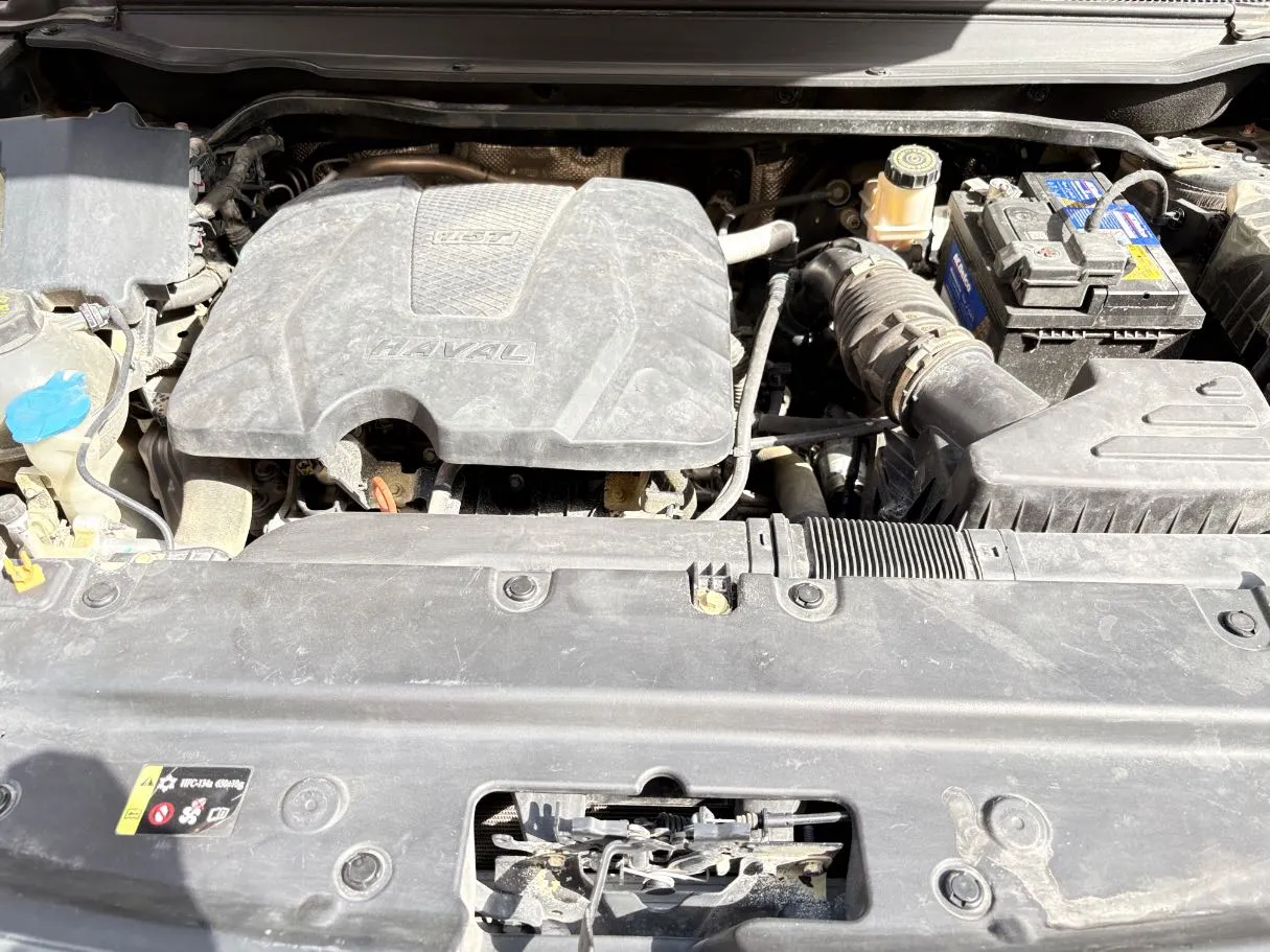 Car image 27