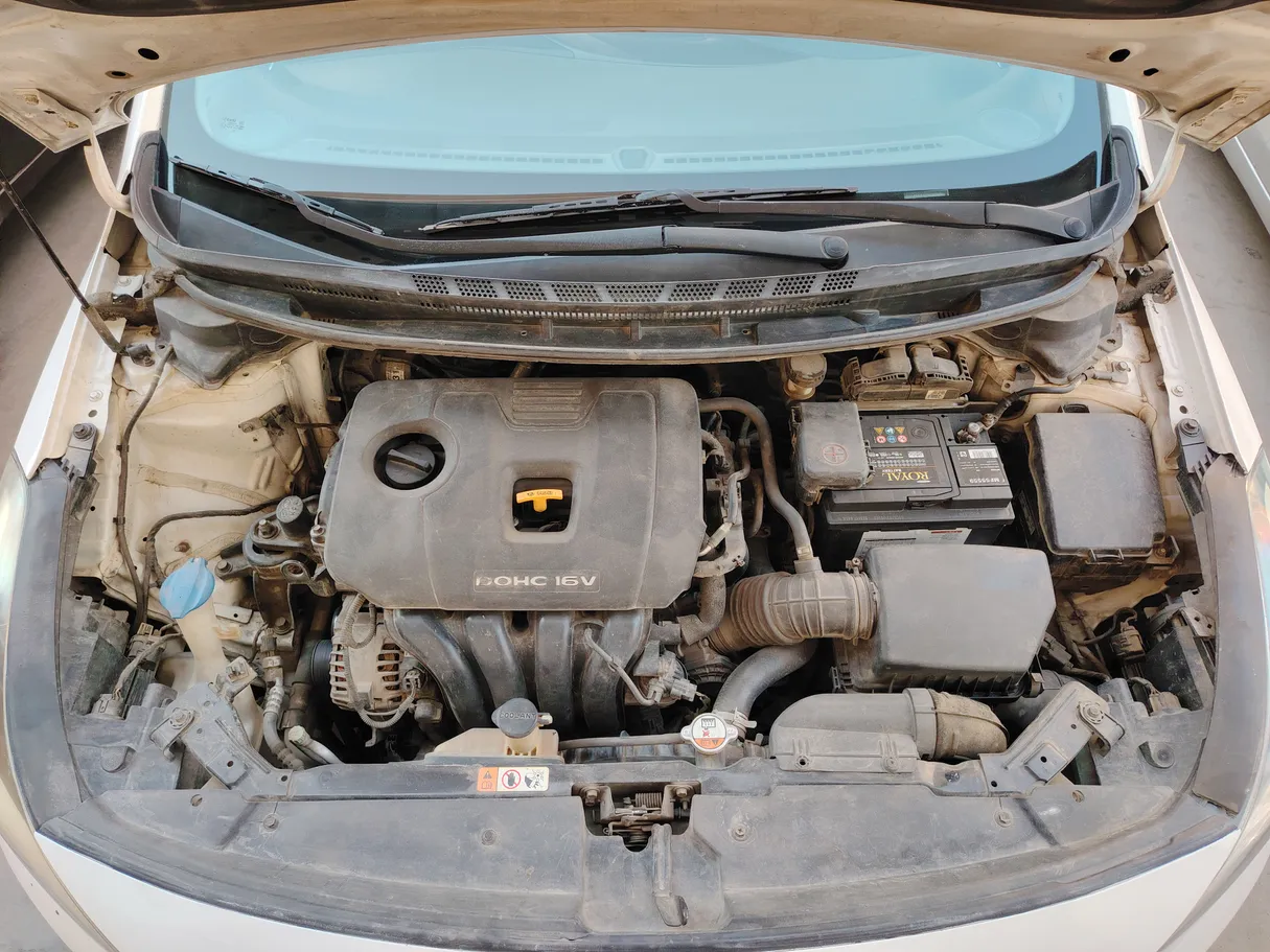 Car image 27