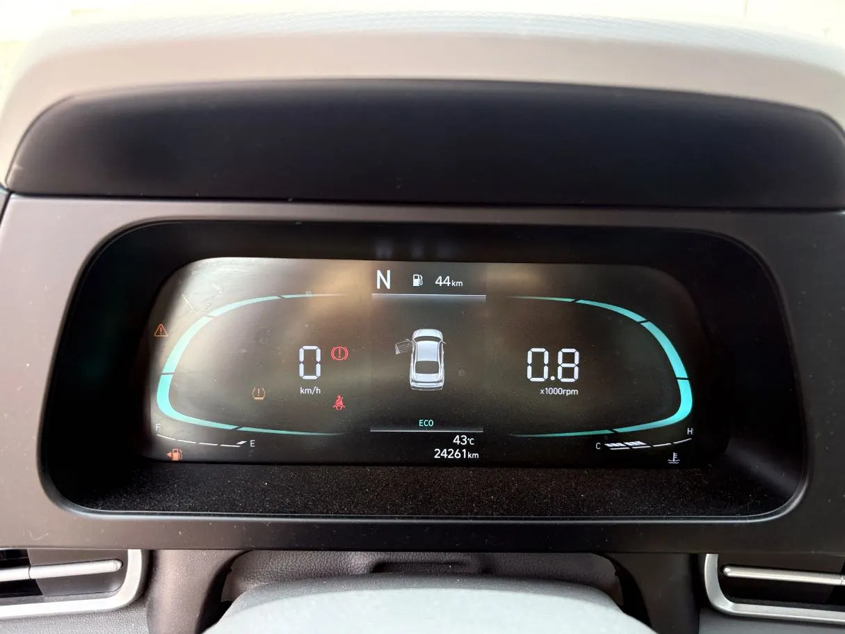Car image 22