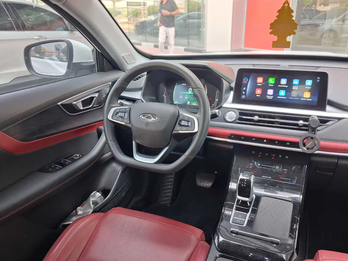 Car image 17