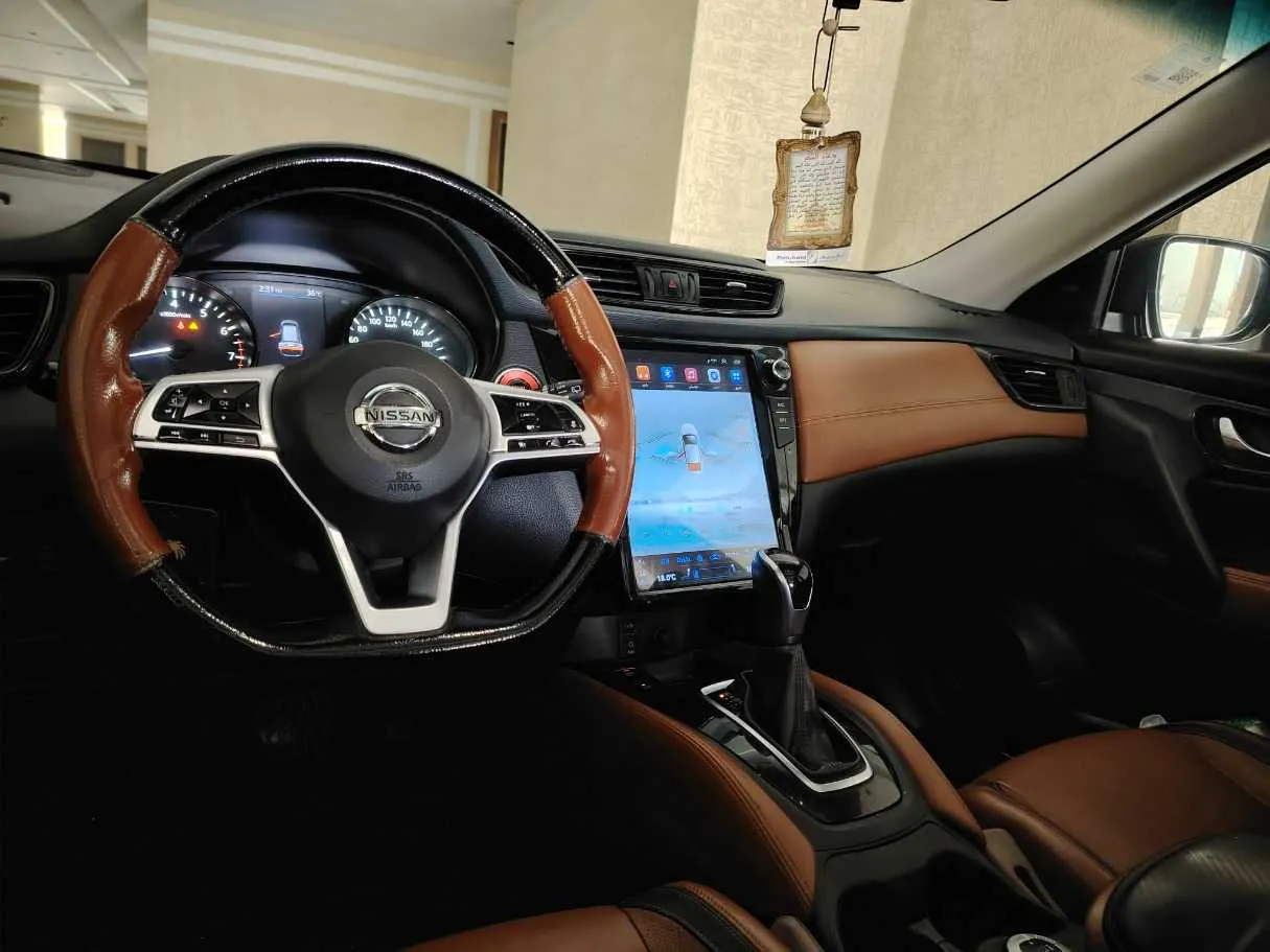 Car image 27