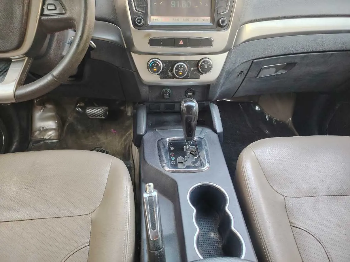 Car image 21
