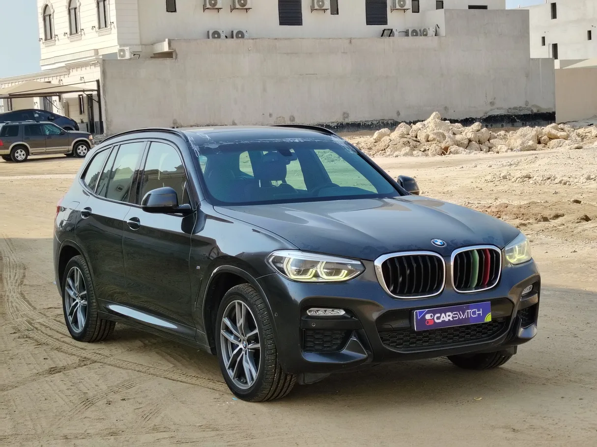 Car image 3