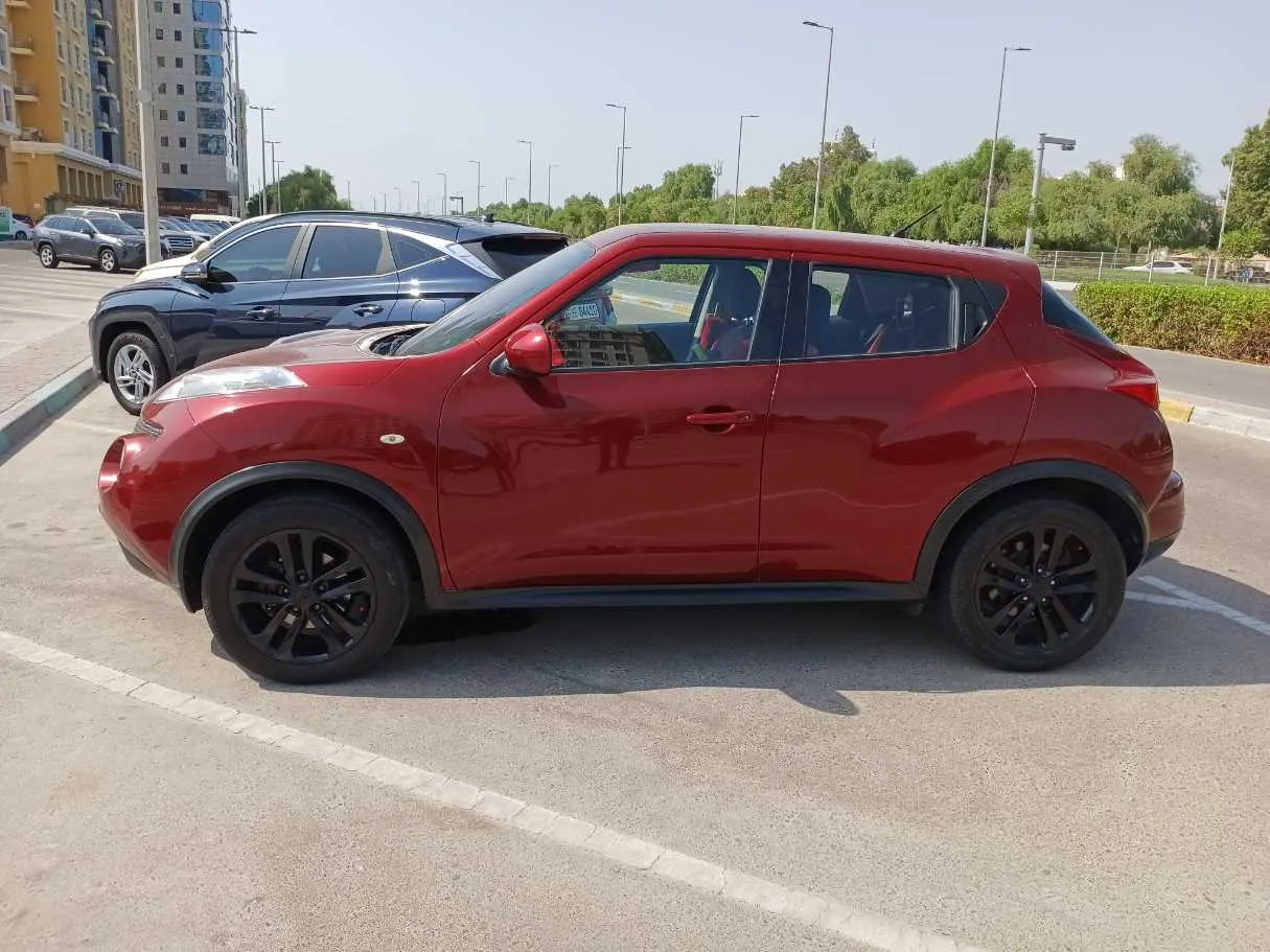 Car image 8