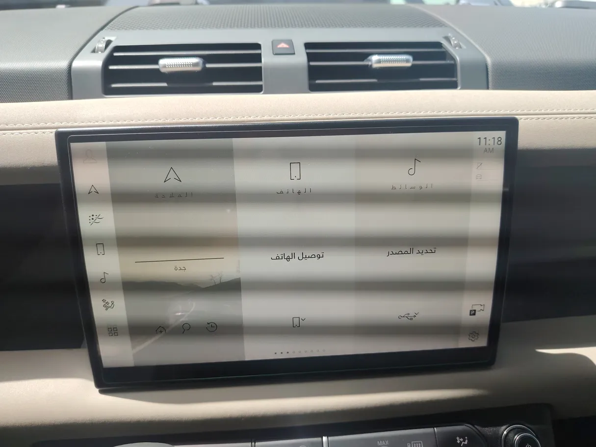 Car image 24