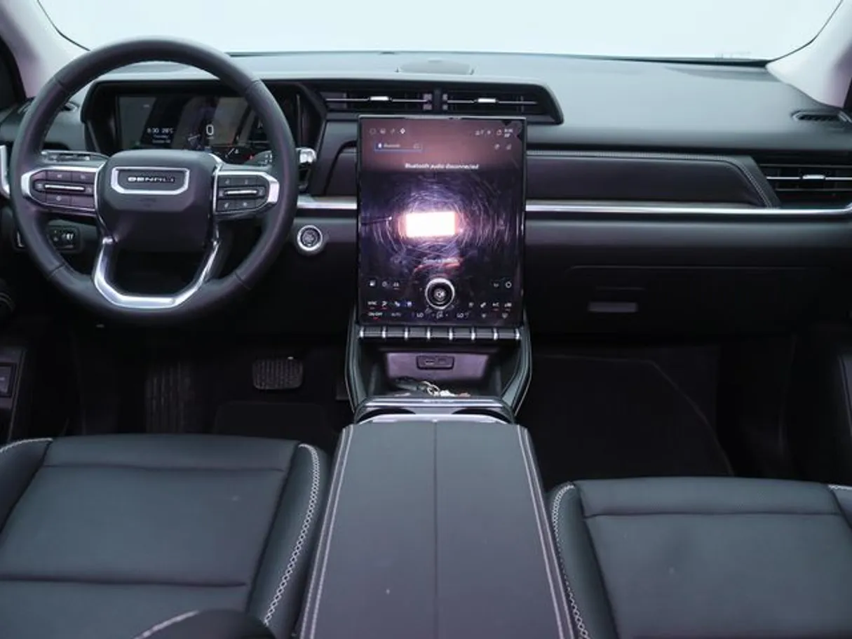 Car image 14
