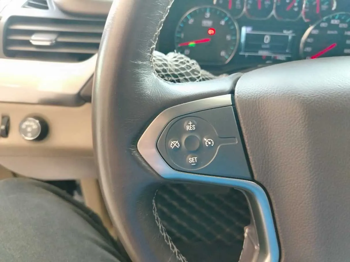 Car image 38