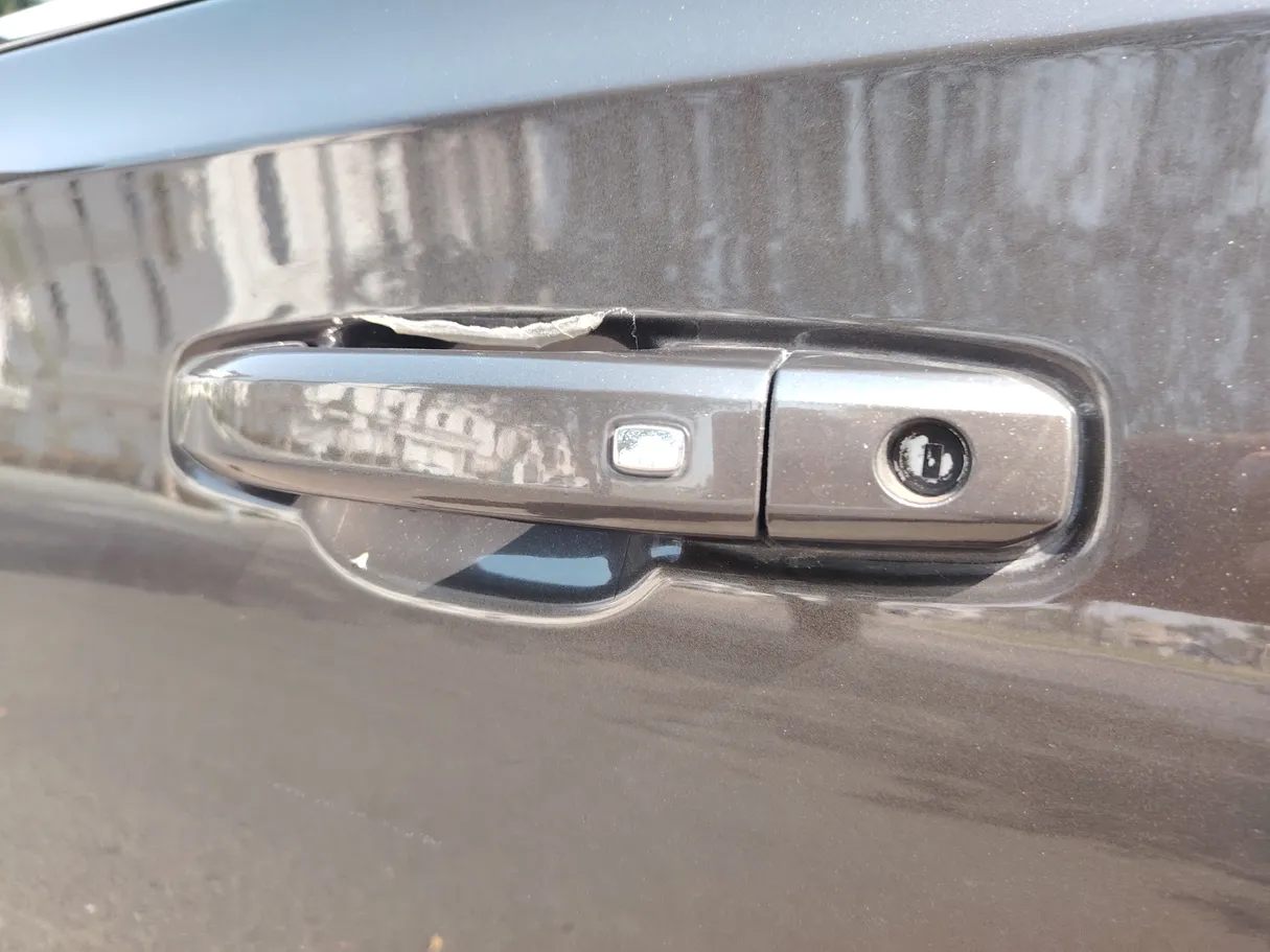 Car image 34