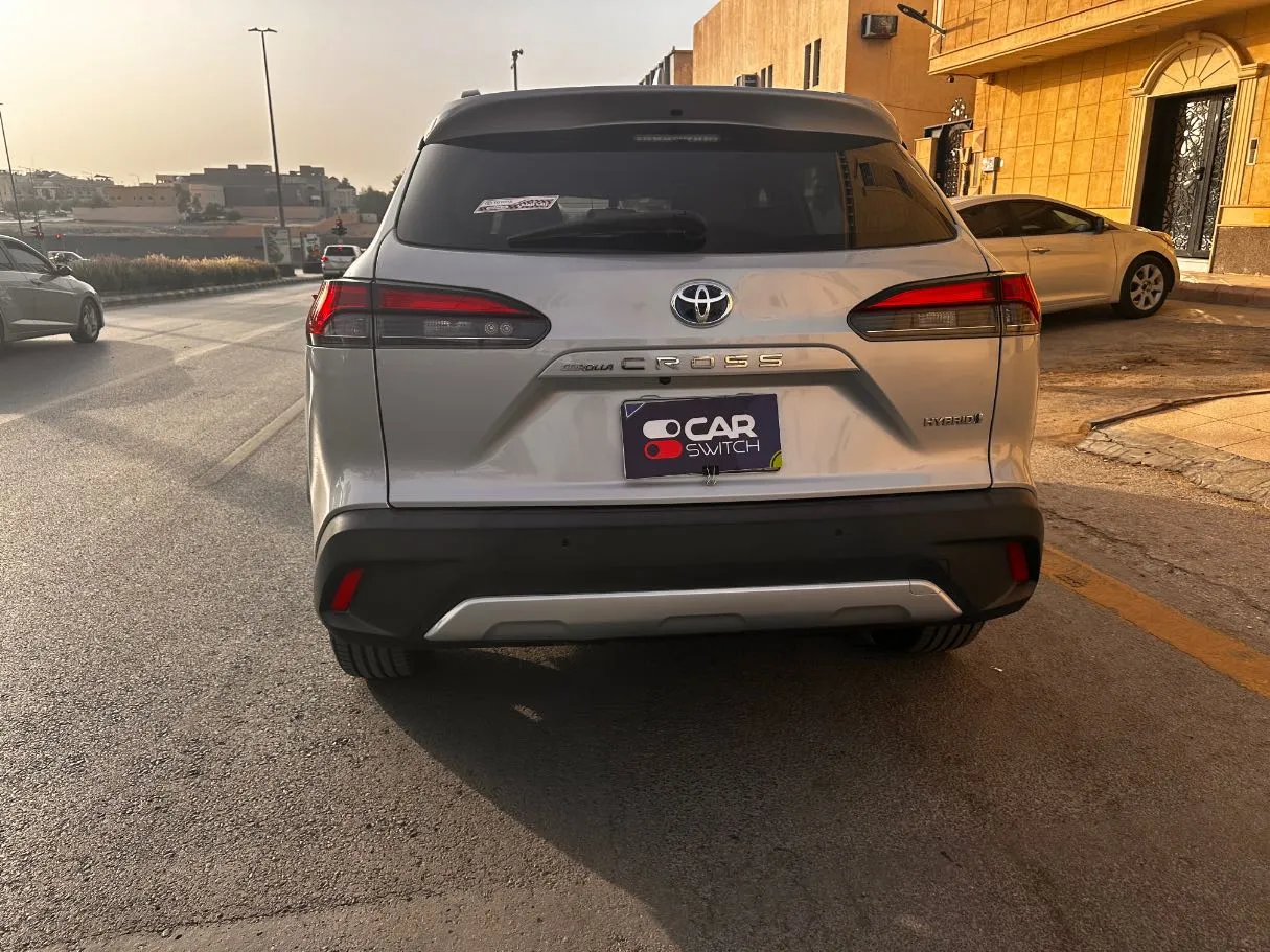 Car image 6