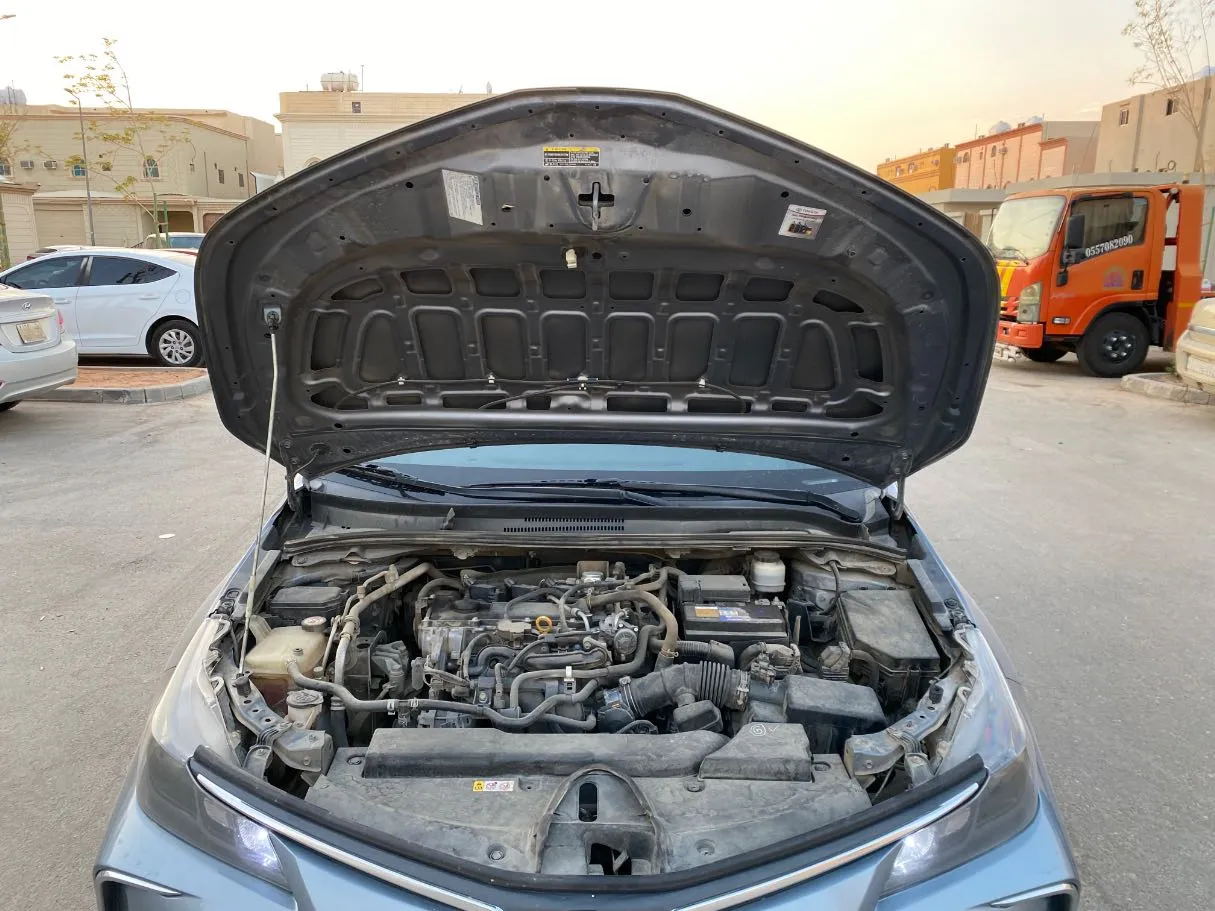 Car image 24