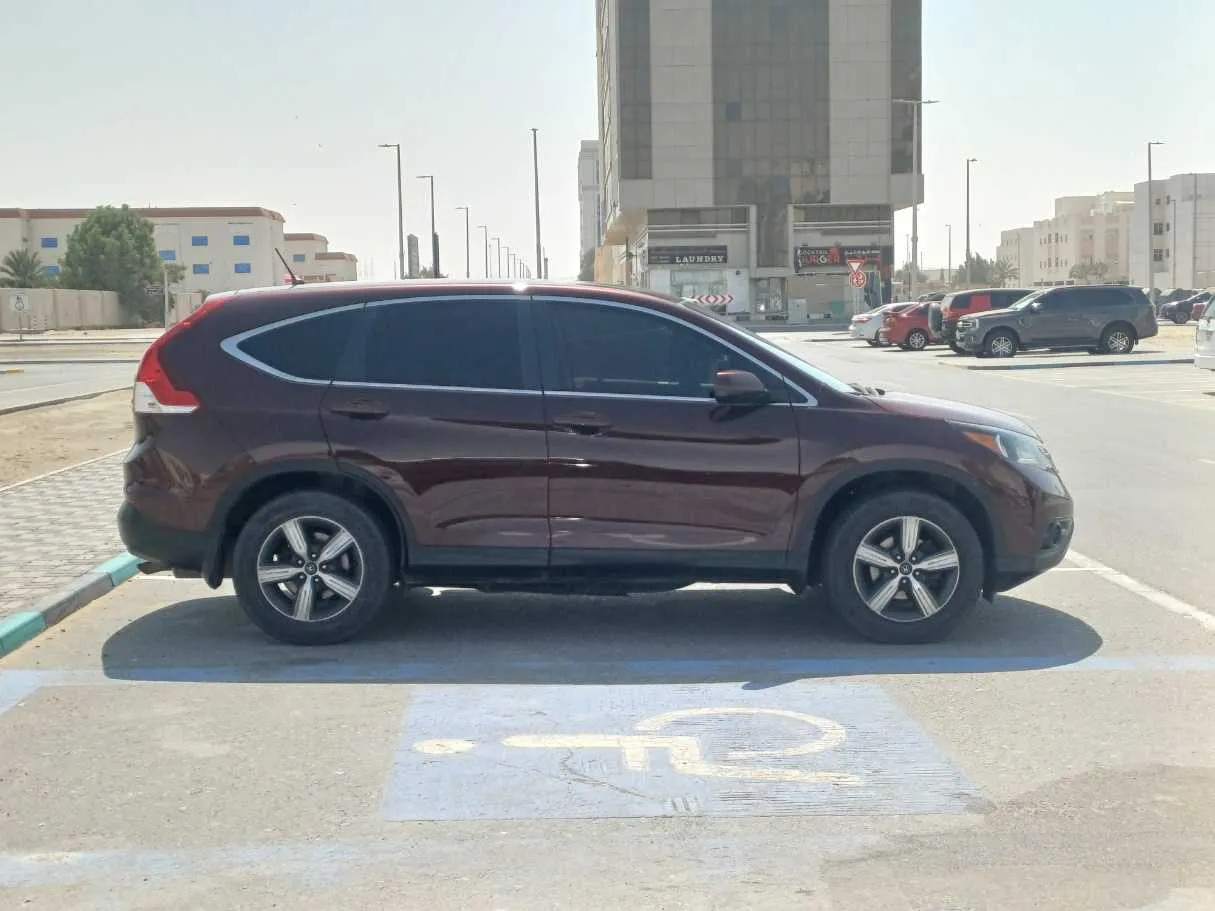 Car image 8