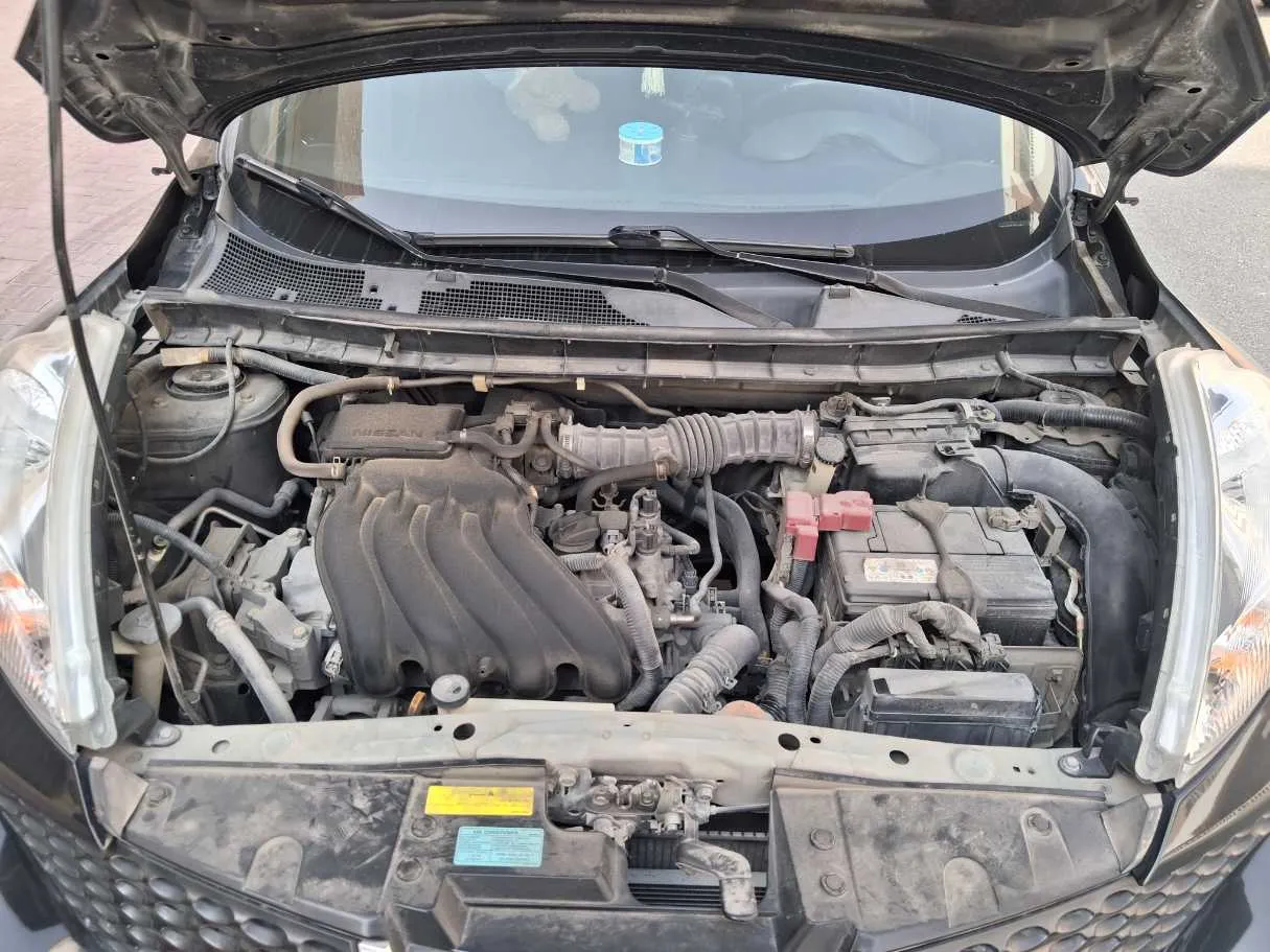 Car image 21