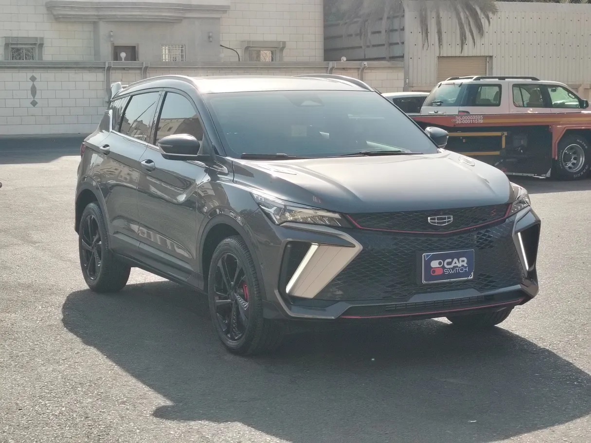 Car image 3