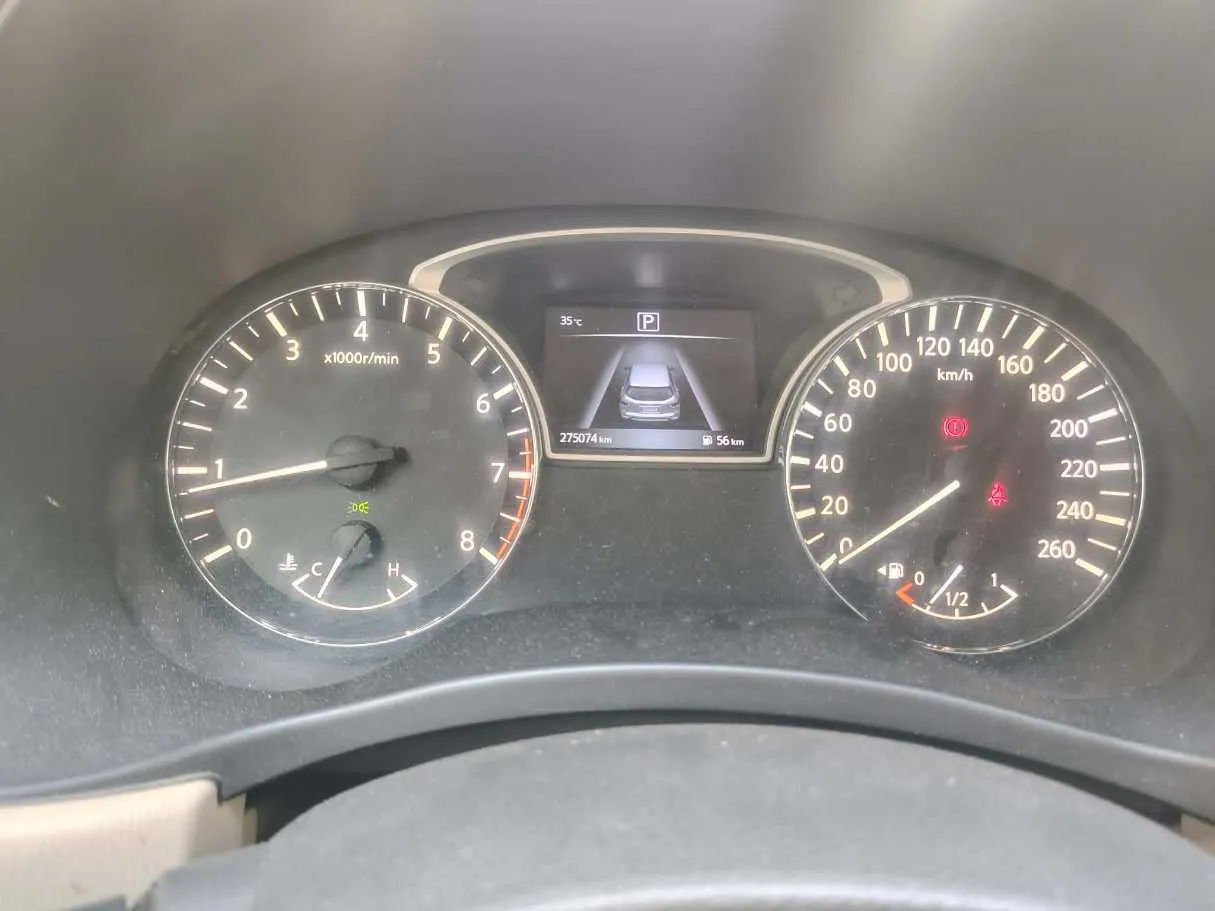 Car image 31