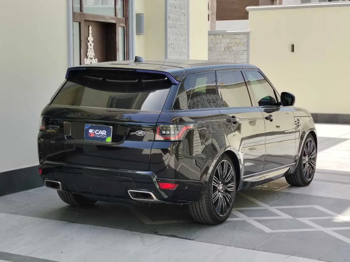 Car image 7