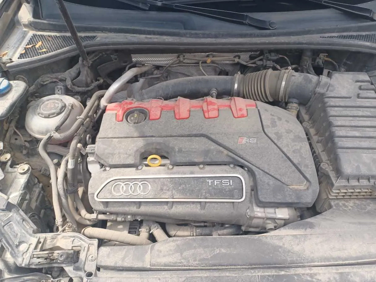 Car image 22
