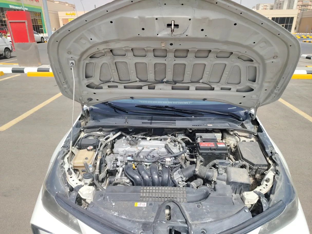 Car image 24