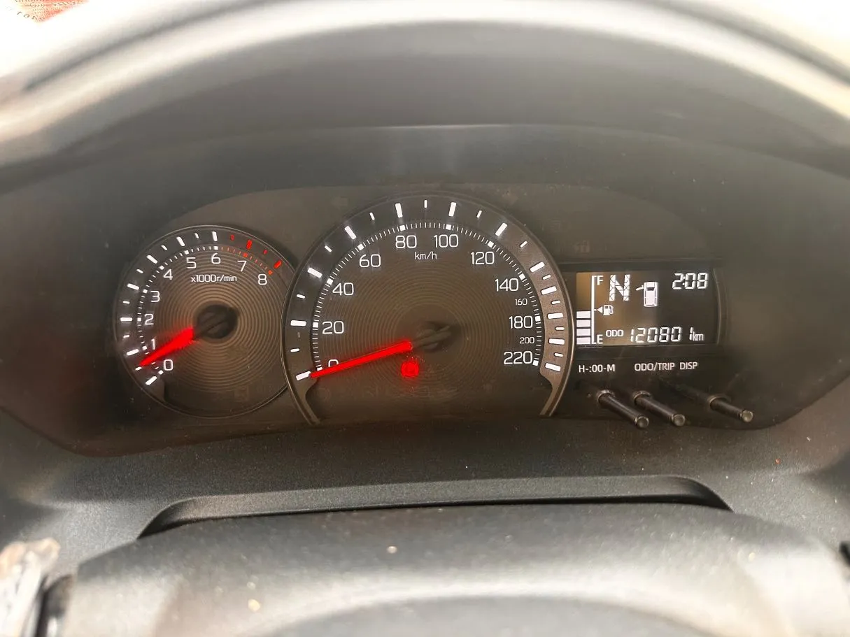 Car image 20