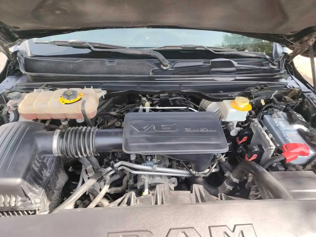 Car image 49