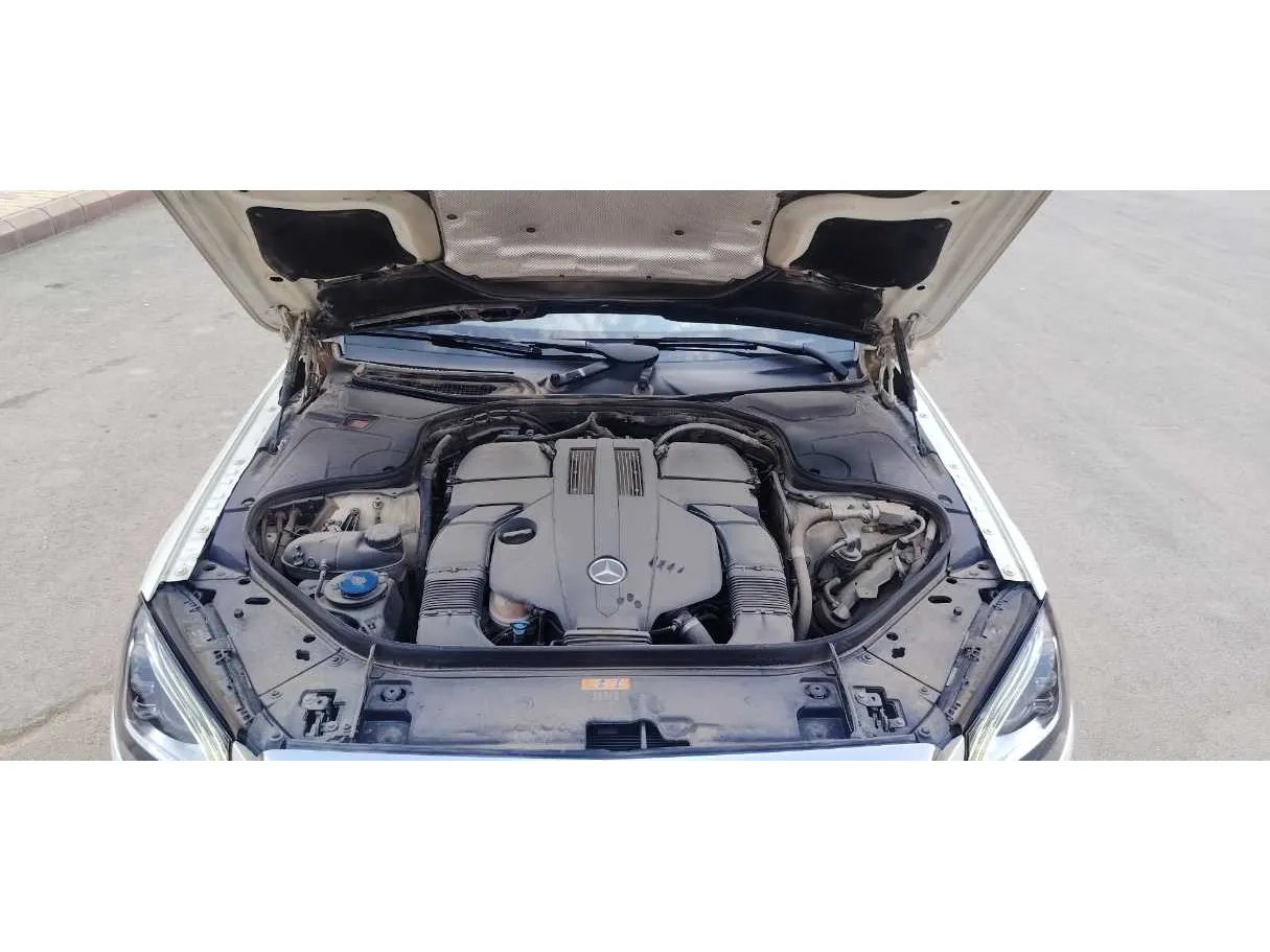 Car image 32