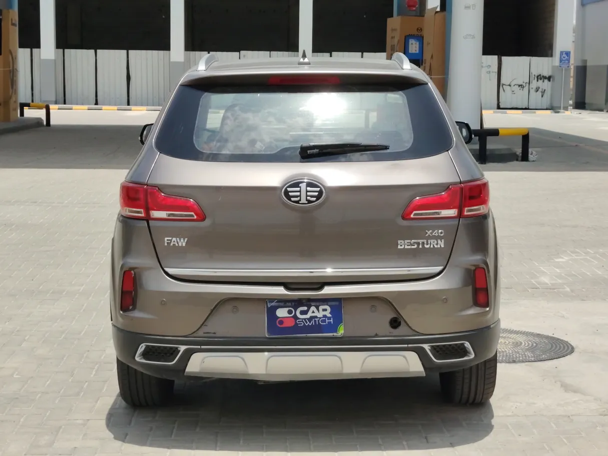 Car image 6