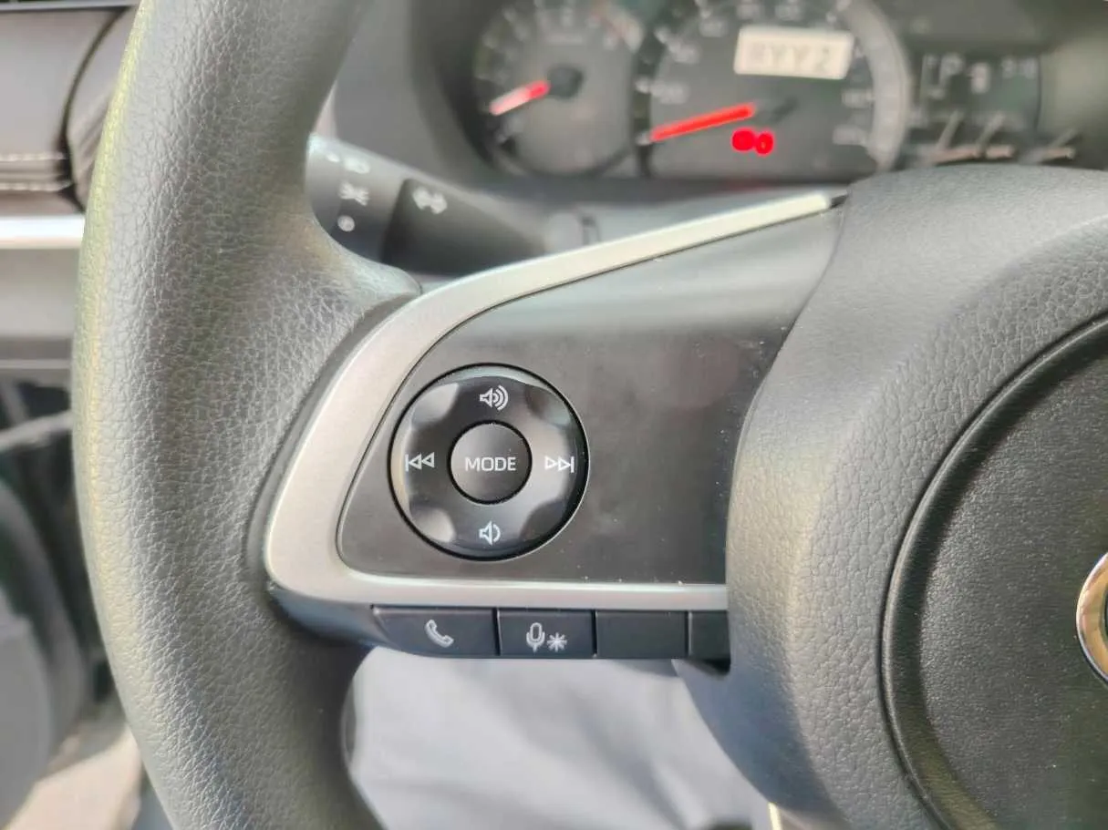 Car image 40