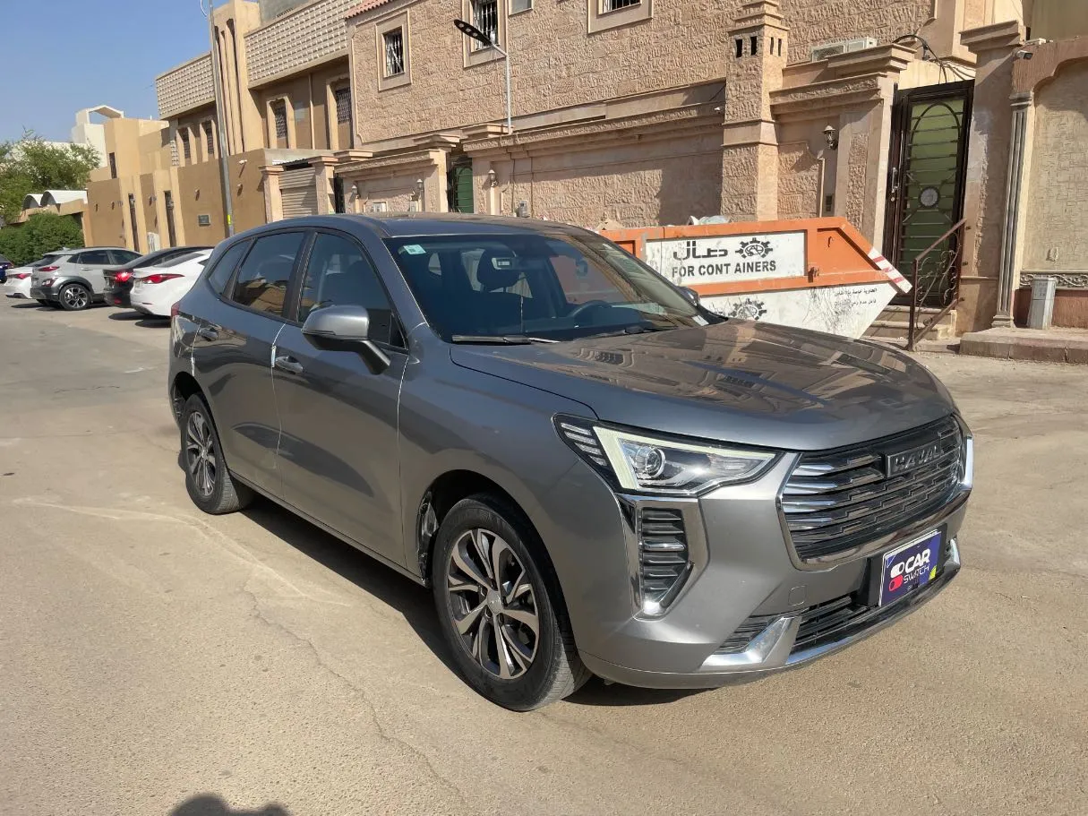 Car image 3
