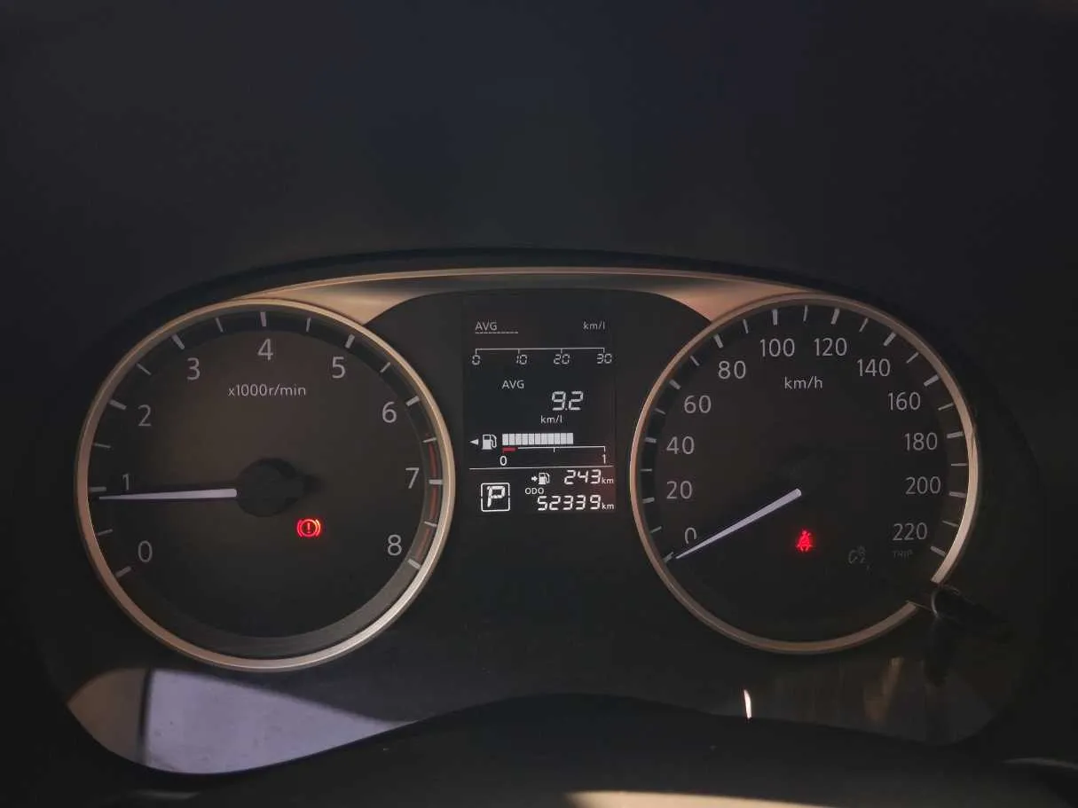 Car image 19