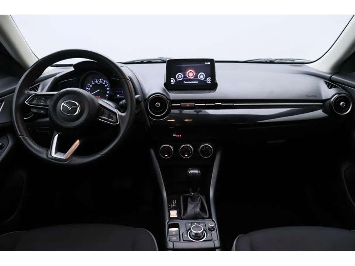 Car image 14