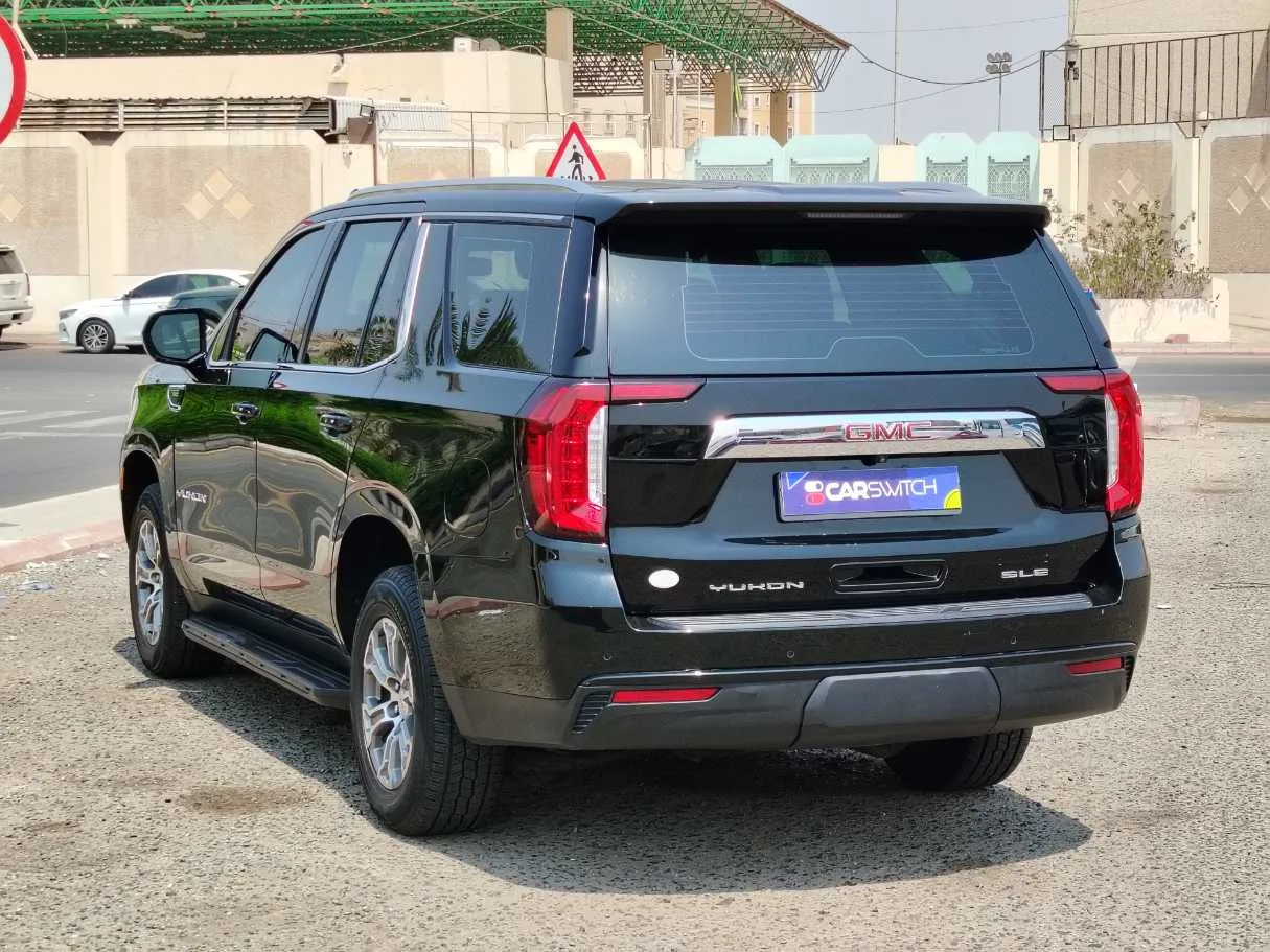 Car image 7