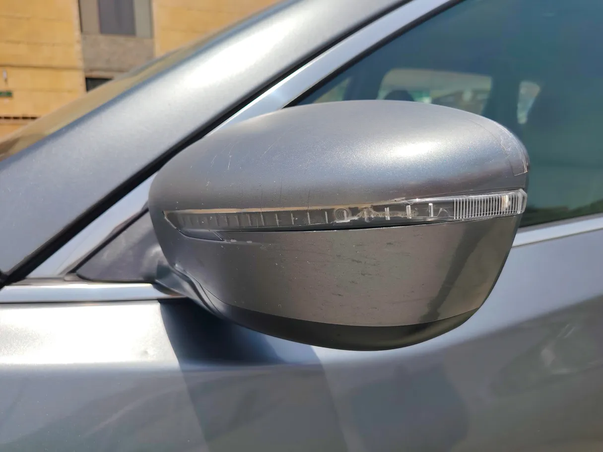 Car image 29
