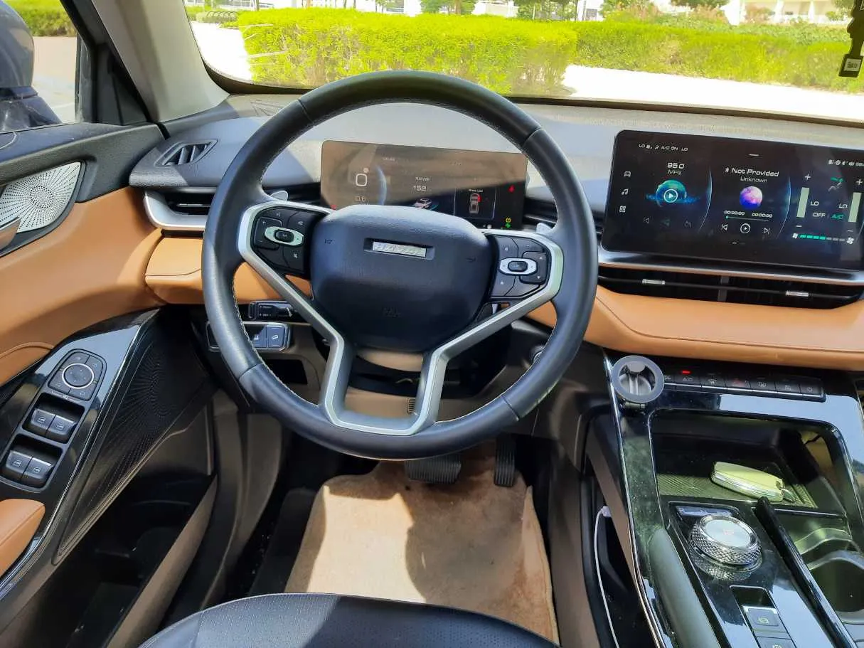 Car image 17