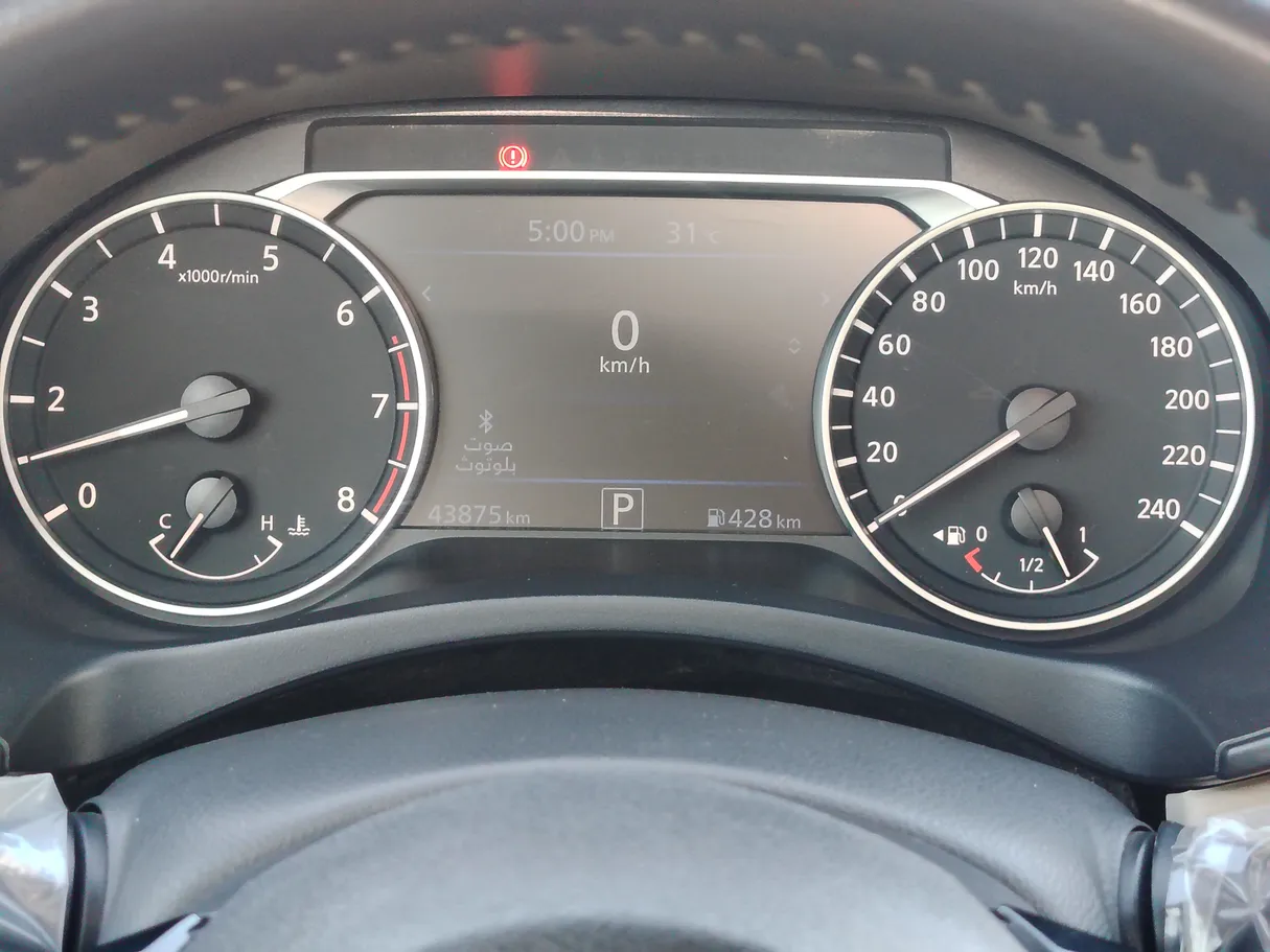 Car image 32