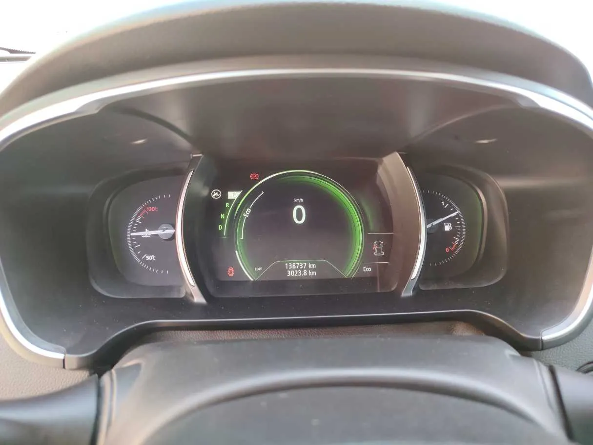 Car image 24