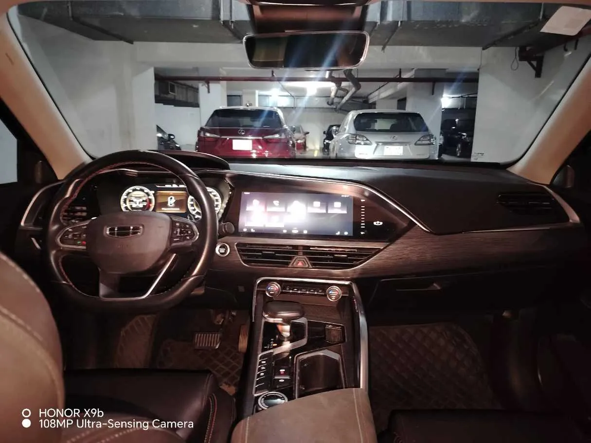 Car image 22